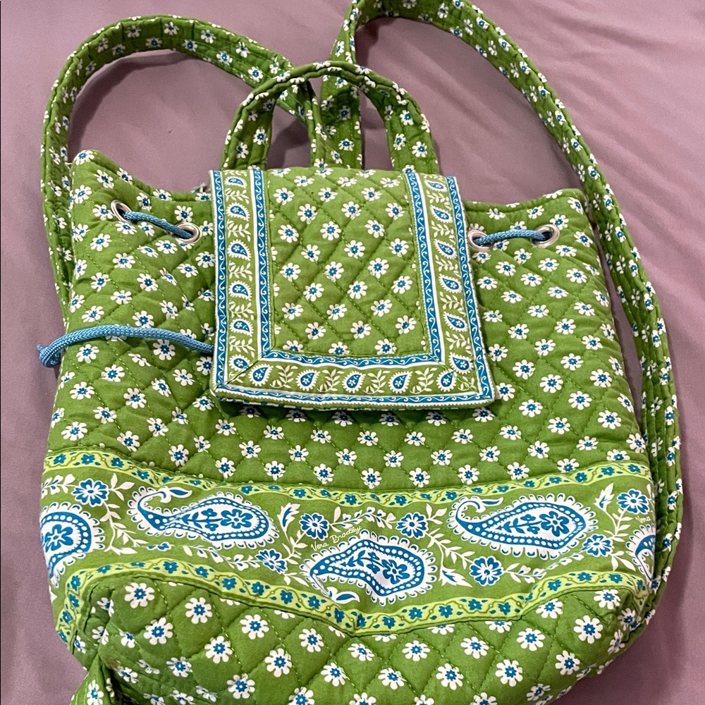 Vera Bradley Green Floral Quilted Women's Backpack Like new